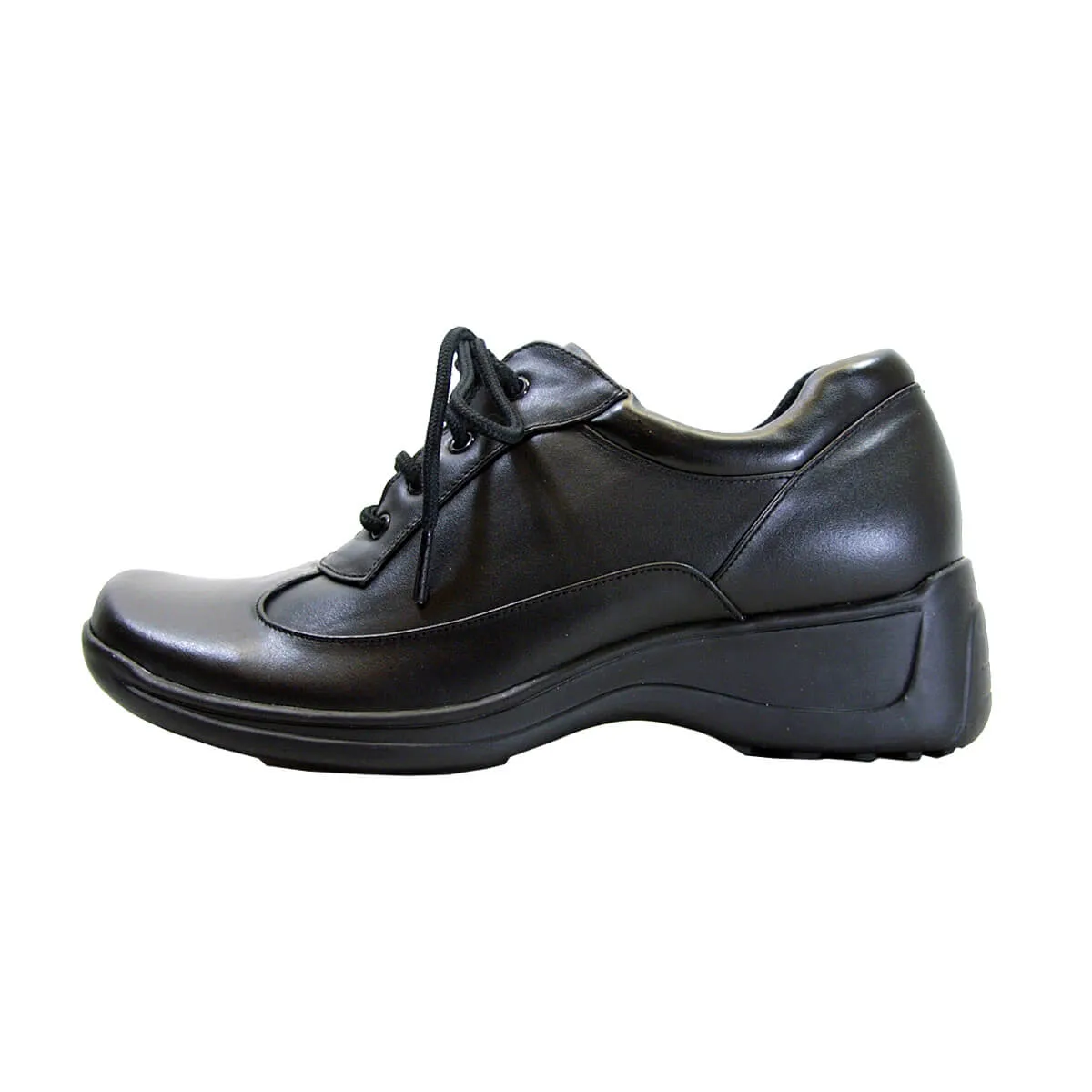 24 HOUR COMFORT Maja Women's Wide Width Leather Oxfords