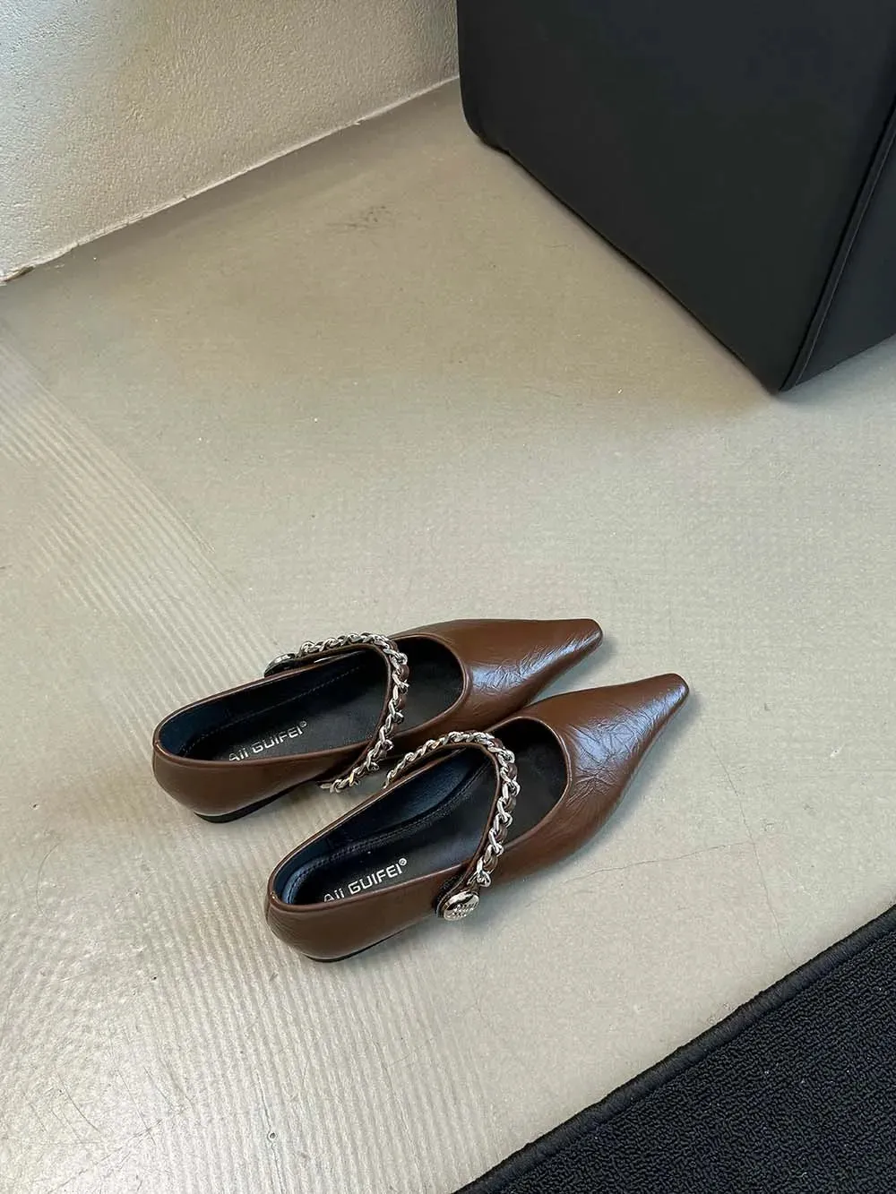 binfenxie  -  Pointed Toe Women Loafers 2024 New Arrivals Casual Mules Metal Chain Low Flat Heeled Black Silver Brown White Loafers Size 35-40