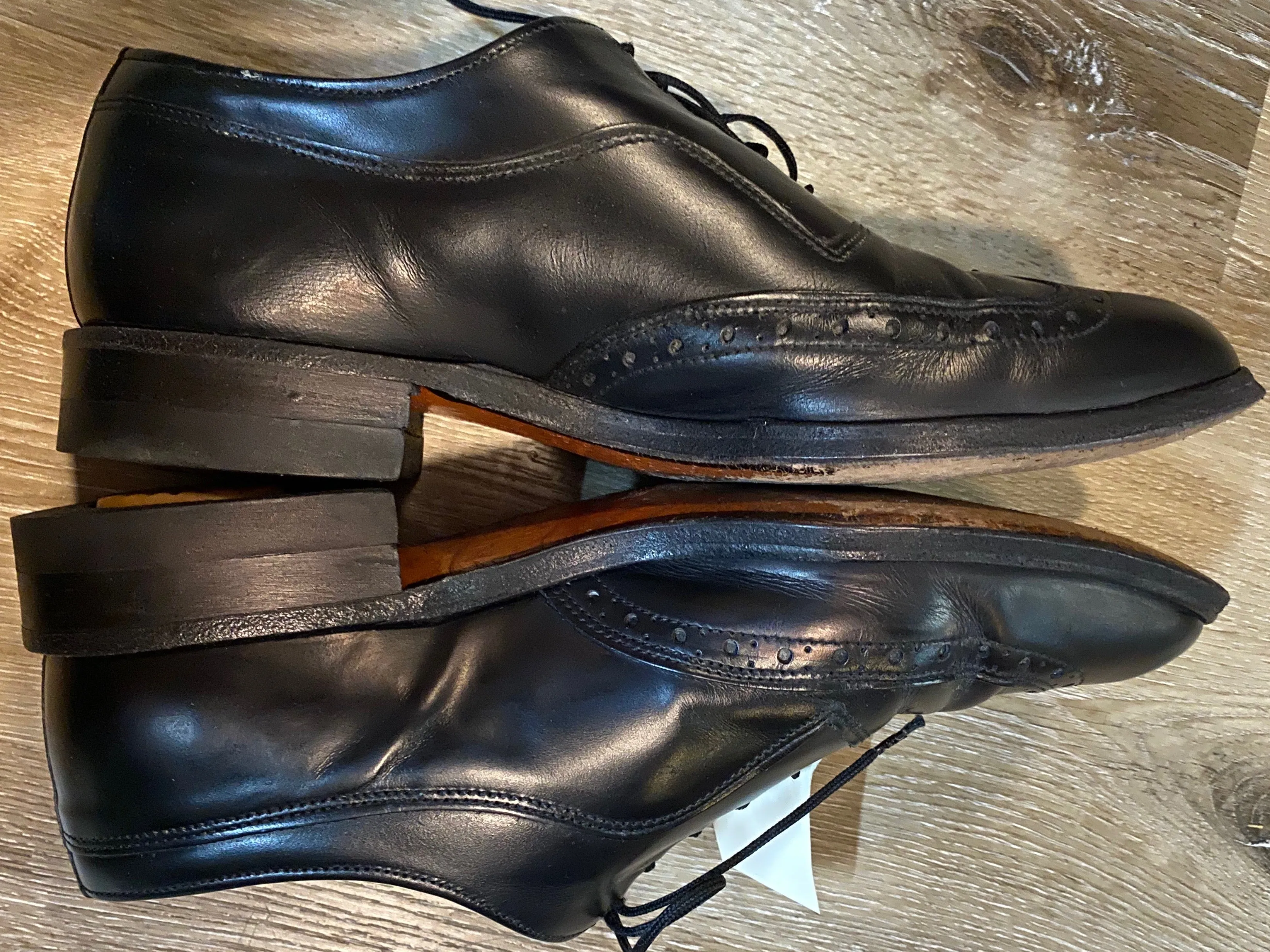 Wingtip Jarman Benchmark Oxford Shoes 7.5M 40/41 (Canada)